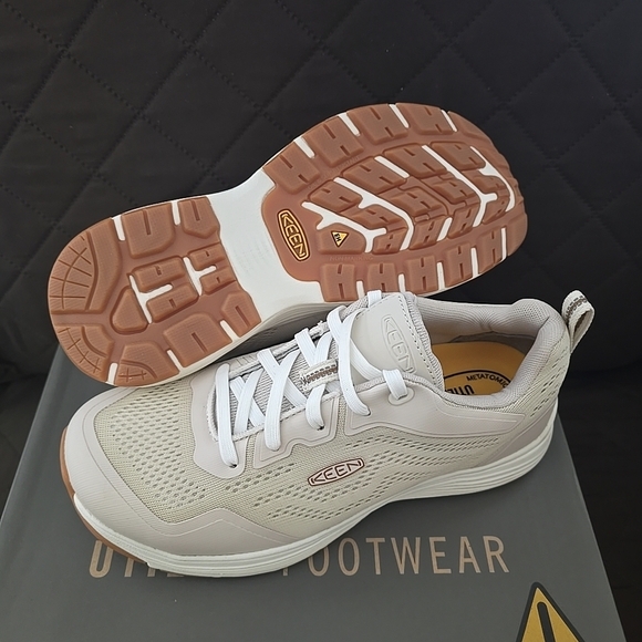 Keen Women's Sparta 2 Aluminum Toe Utility Shoes 8,8.5 NWT - Picture 2 of 8